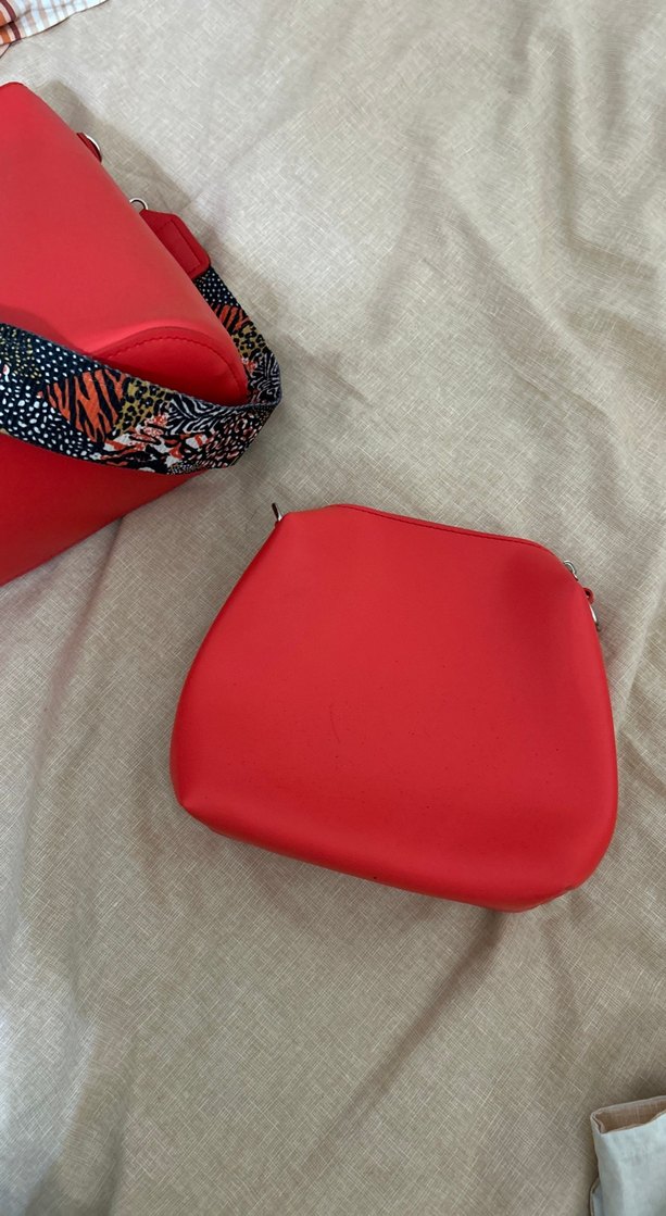 Kırmızı Tokalı Yılan Desenli Kadın Çanta - Görsel 4