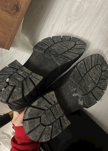 Kadın Siyah Dizüstü Lastik Bot - Görsel 3