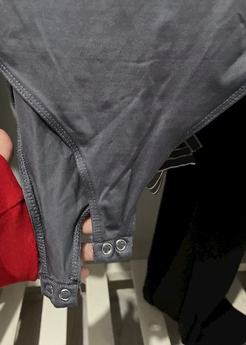 Gri Straplez Kadın Atlet - Görsel 2