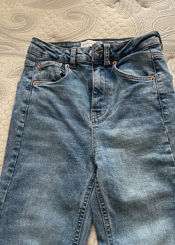 stradivarius 32