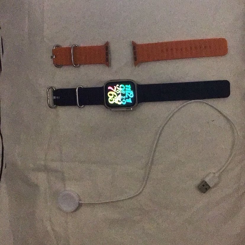 Gri Akıllı Saat ve Yedek Kordon - Görsel 2