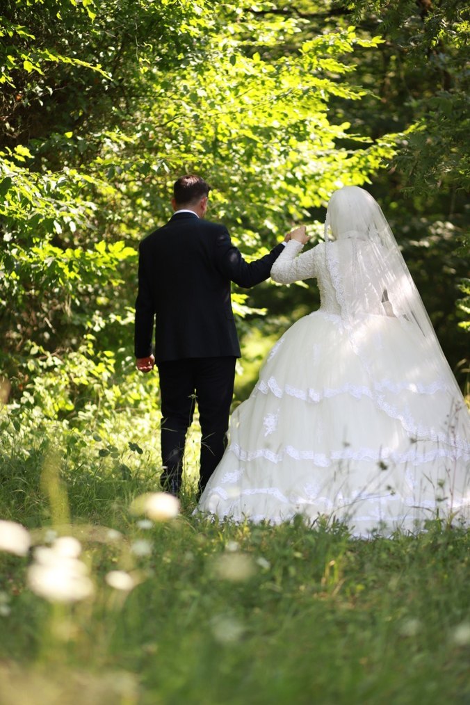 Uzun Kollu Yüksek Yakalı Prenses Gelinlik - Görsel 2