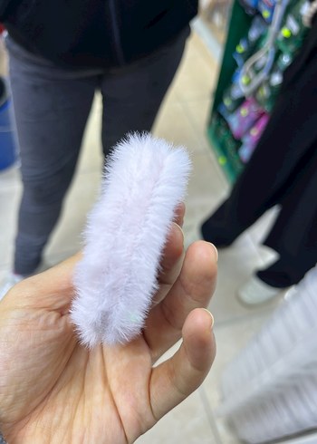 Tüylü Beyaz Cep Makyaj Aynası - Görsel 4