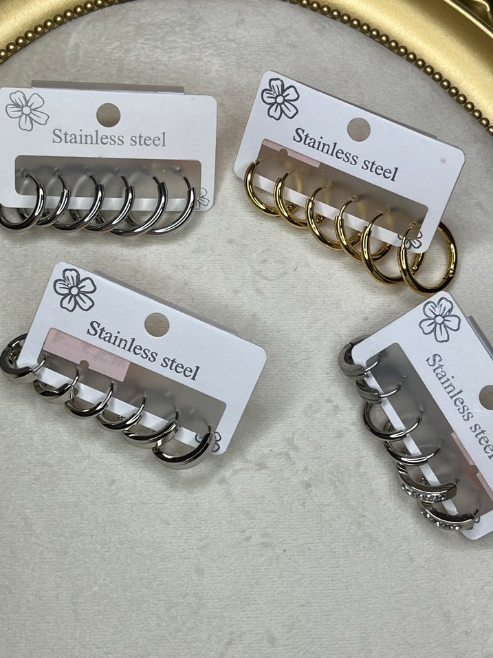 Zincir Detaylı Mini Kadın Küpeler - Görsel 4