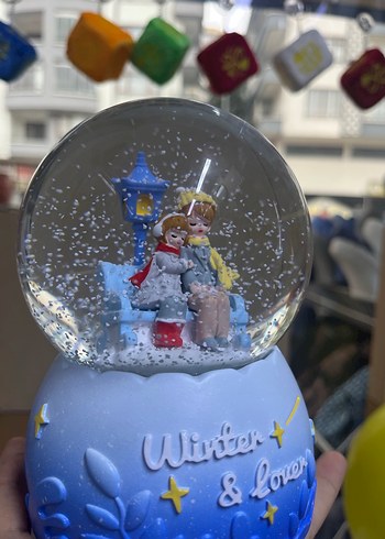 Büyük Boy Mavi Kar Temalı Kar Küresi Figürlü - Görsel 2