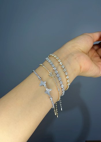 Kelebek Detaylı Klasik Bileklik - Görsel 3