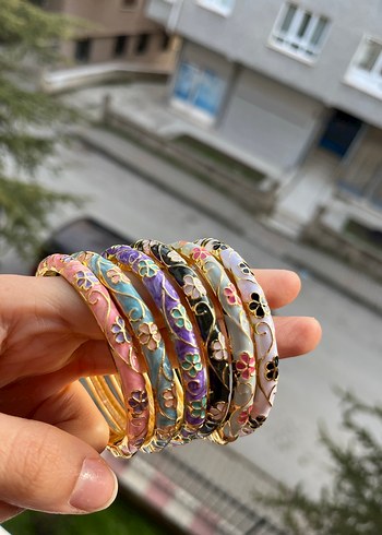 Çiçek Desenli Renkli Mineli Bileklik - Görsel 3