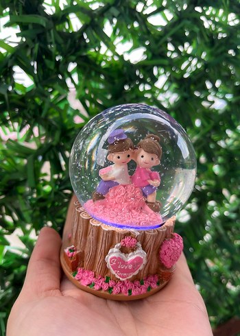 Renkli Pembe Aşıklar Kar Küresi Biblosu - Görsel 5