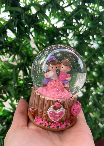 Renkli Pembe Aşıklar Kar Küresi Biblosu - Görsel 6