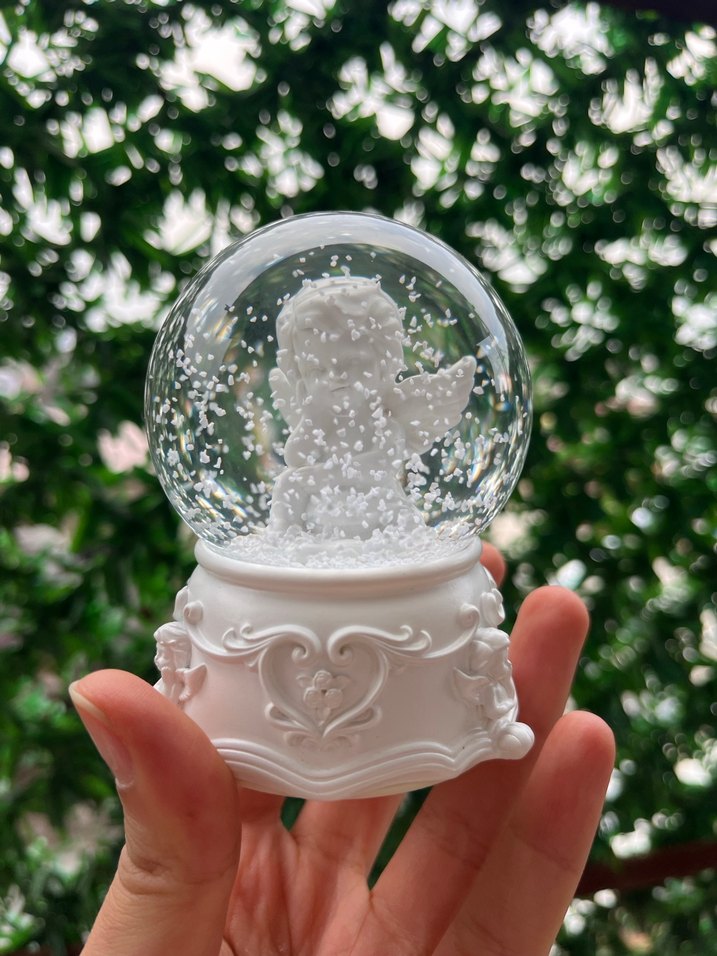 Beyaz Melek Figürlü Kar Küresi - Görsel 4