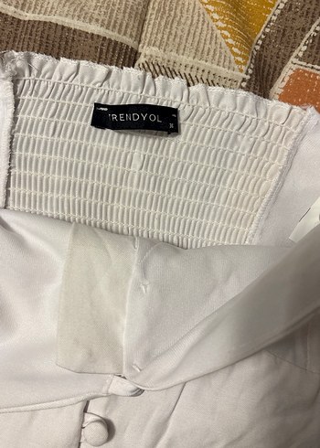 Beyaz Keten Düğmeli Bohem Bluz - Görsel 4