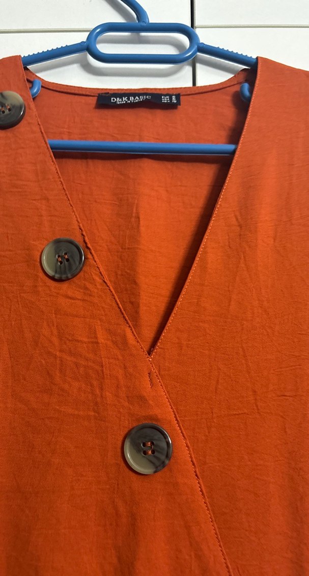 Düğmeli Kısa Kollu Midi Kahverengi Elbise - Görsel 3