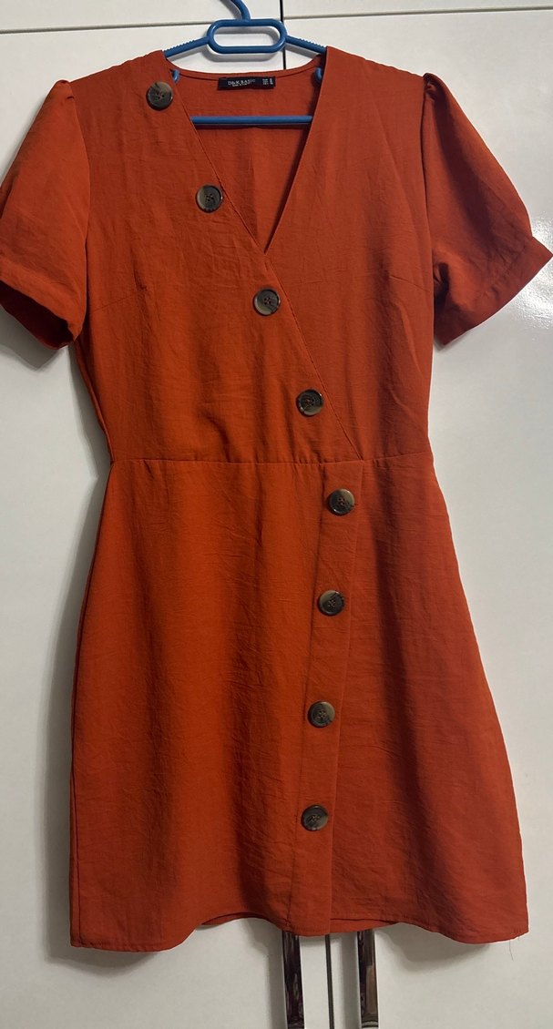 Düğmeli Kısa Kollu Midi Kahverengi Elbise - Görsel 2