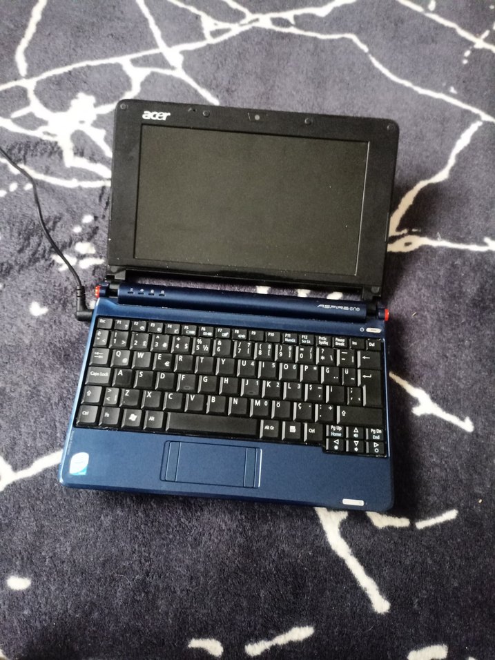 Mavi Acer Dizüstü Bilgisayar - Görsel 3