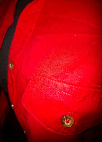 Düğmeli Kırmızı Uzun Kollu Kadın Gömlek - Görsel 4