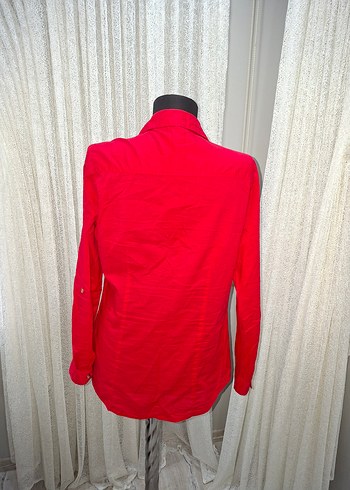 Düğmeli Kırmızı Uzun Kollu Kadın Gömlek - Görsel 2