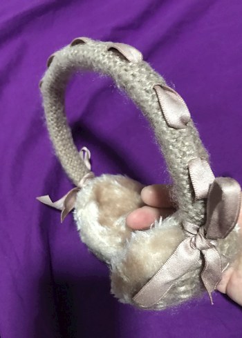 Nakışlı Tüylü Kulaklık - Görsel 2