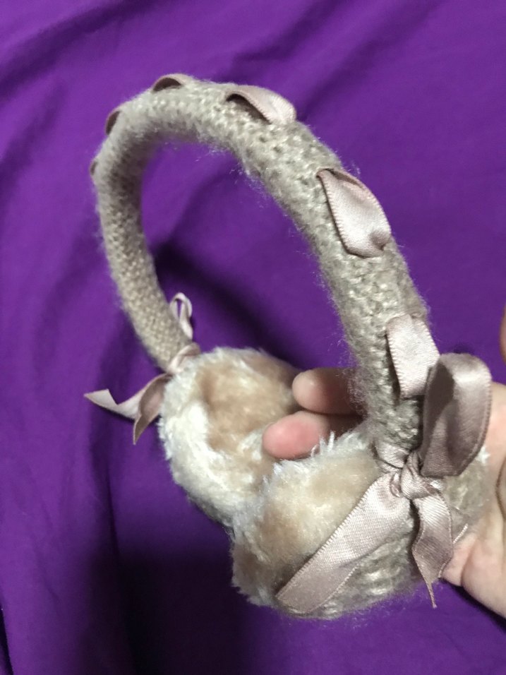 Nakışlı Tüylü Kulaklık - Görsel 2