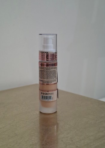 Revolution IRL Filter F6 Uzun Süreli Fondöten - Görsel 2