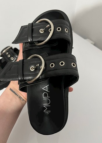 Siyah Deri Tokalı Platform Terlik - Görsel 3