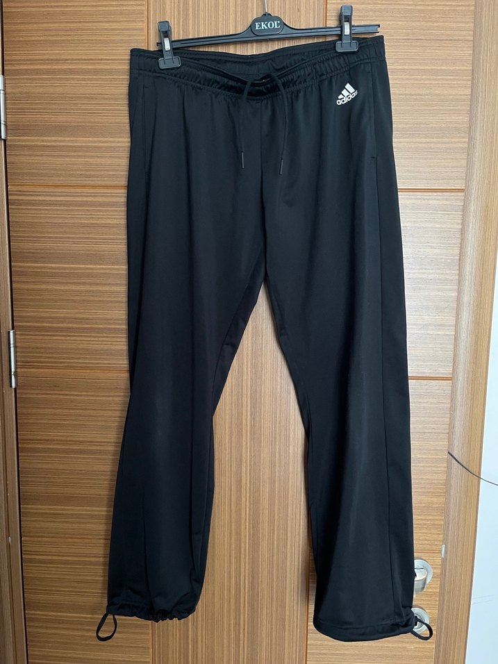 Siyah Rahat Kesim Spor Eşofman Altı - Görsel 2