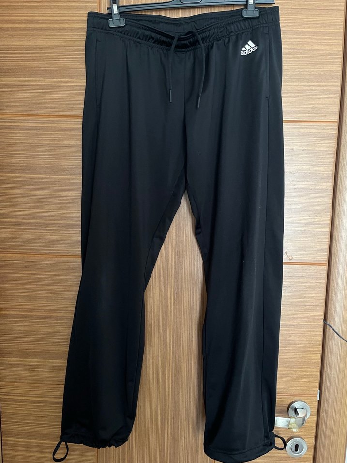 Siyah Rahat Kesim Spor Eşofman Altı - Görsel 4