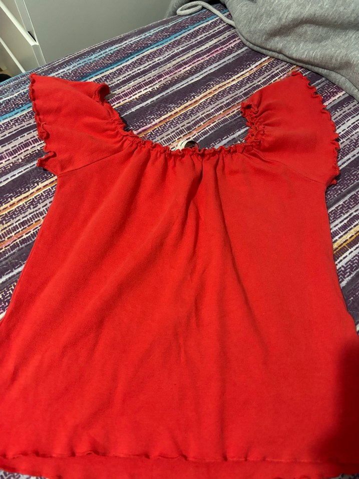 Kırmızı Volanlı Hamile Bluzu - Görsel 2