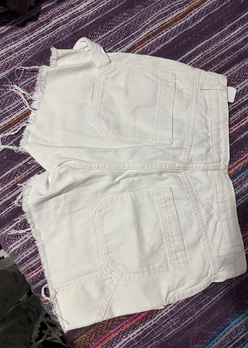 Düğmeli Beyaz Kadın Mini Denim Şort - Görsel 2