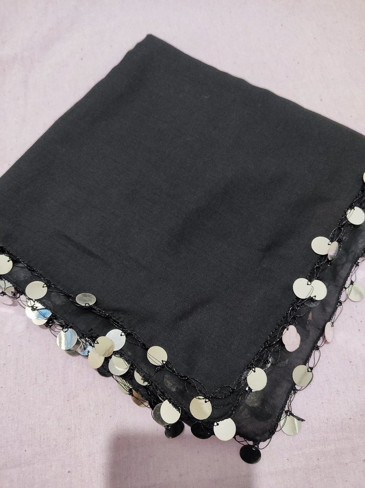 pul oyalı eşarp - Görsel 2