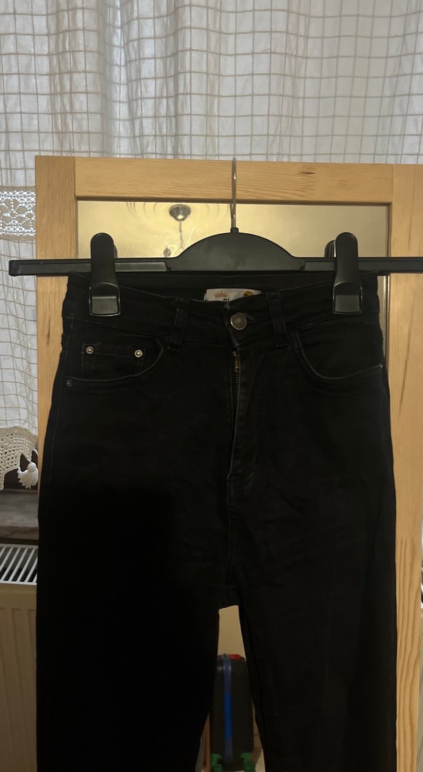 Siyah Kadın Midi Boy Dar Kesim Kot Pantolon - Görsel 2