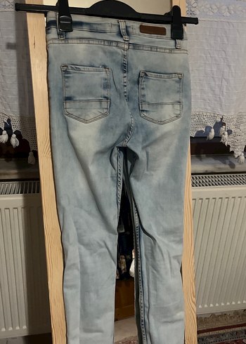 Yırtık Detaylı Normal Boy Kadın Kot Pantolon - Görsel 5