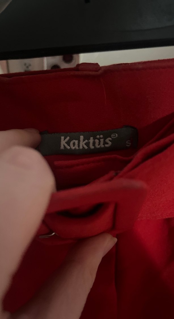 Kemerli Kırmızı Kadın Süet Pantolon - Görsel 3