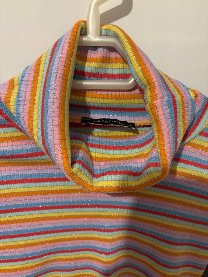 Renkli Çizgili Balıkçı Yaka Triko Kazak - Görsel 2