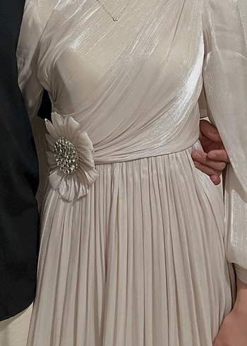 Drapeli Beyaz Uzun Abiye Elbise - Görsel 2