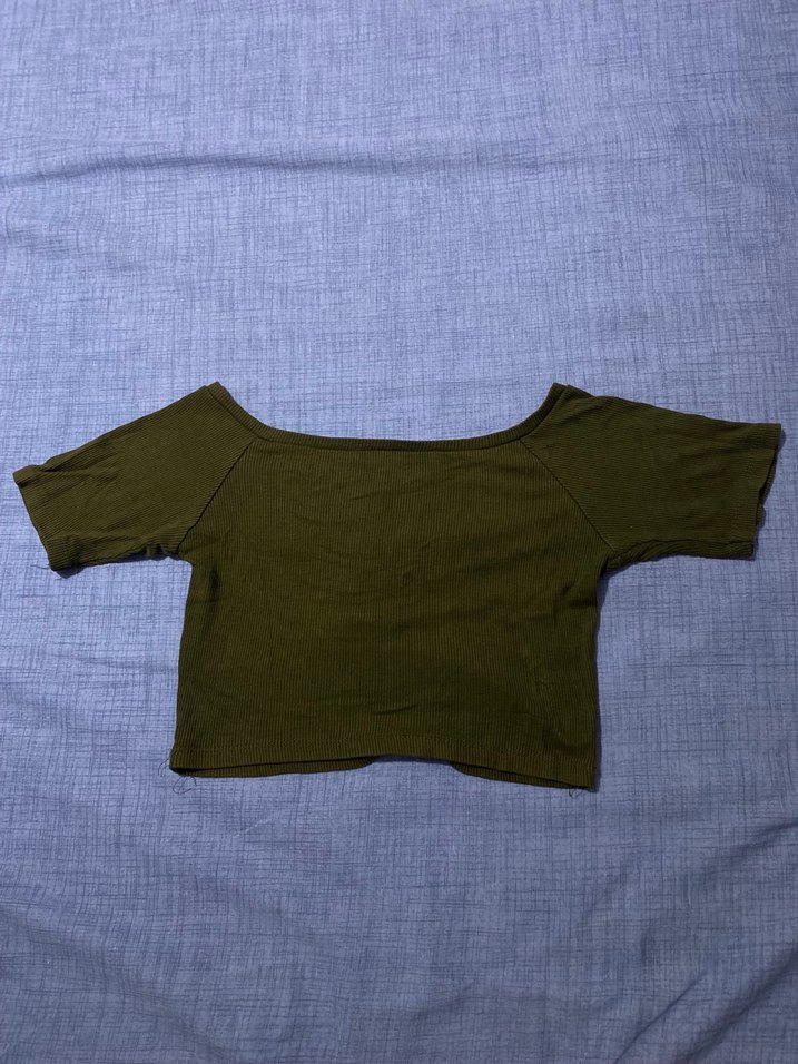 Düğmeli Haki Hamile Tişörtü - Görsel 3