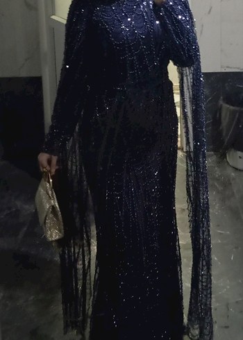 Lacivert İşlemeli Işıltılı Tesettür Abiye - Görsel 3