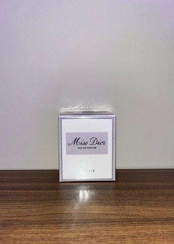 Miss Dior Eau de Parfum | Kadın Parfüm - Görsel 2