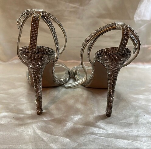 Olay bir duruşu ve ışıltısı var - Görsel 4