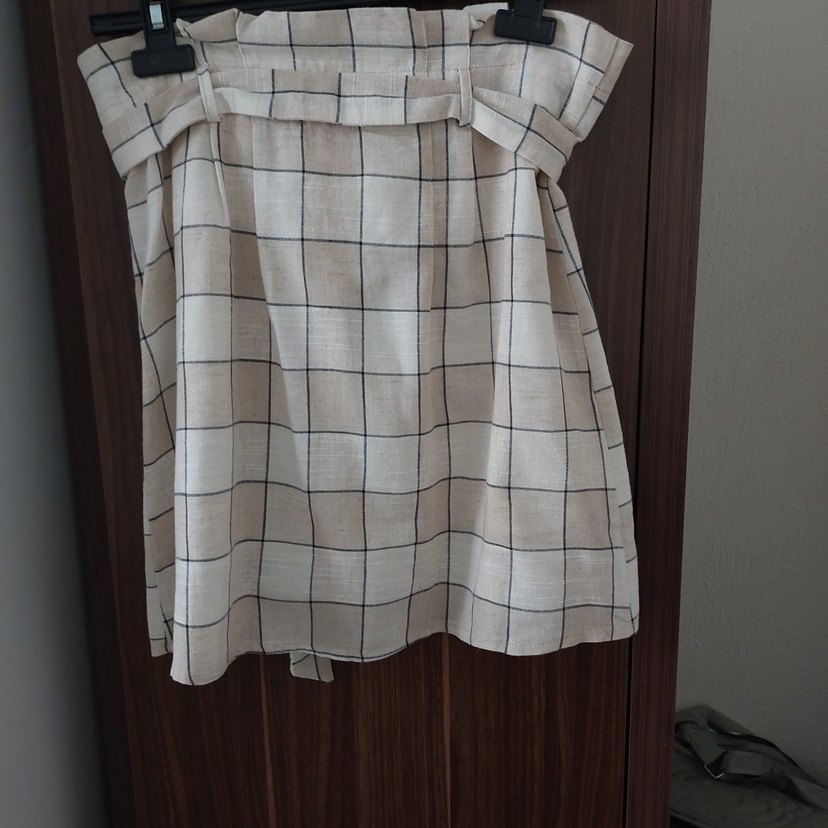 Düğmeli Bej Keten Mini Etek - Görsel 4