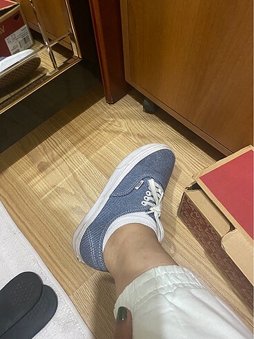 39 Beden çizgili vans