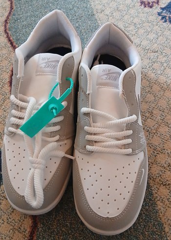 Beyaz Gri Bağcıklı unisex Spor Ayakkabı - Görsel 2