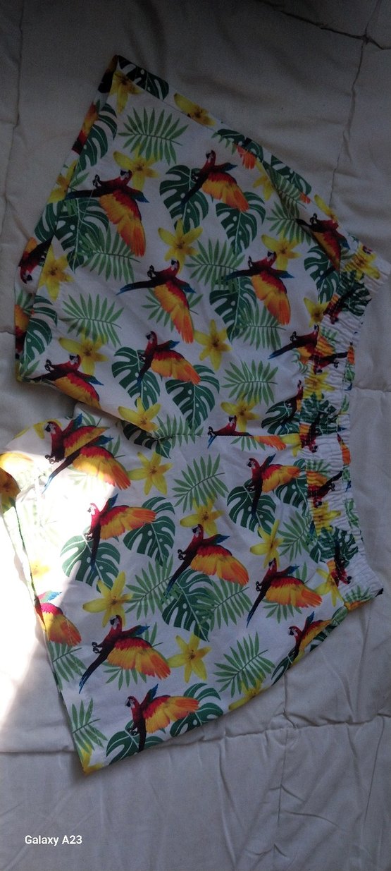 Tropikal Desenli Bayan Şort - Görsel 2