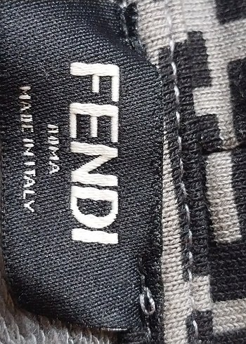 FENDI Roma Orijinal Kapüşonlu Sweatshirt  XXL | Made in Italy - Görsel 3