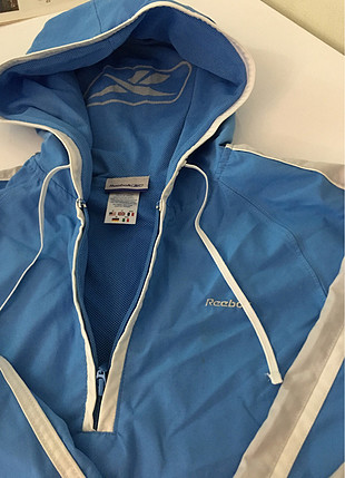 m Beden mavi Renk Reebok orjinal üst