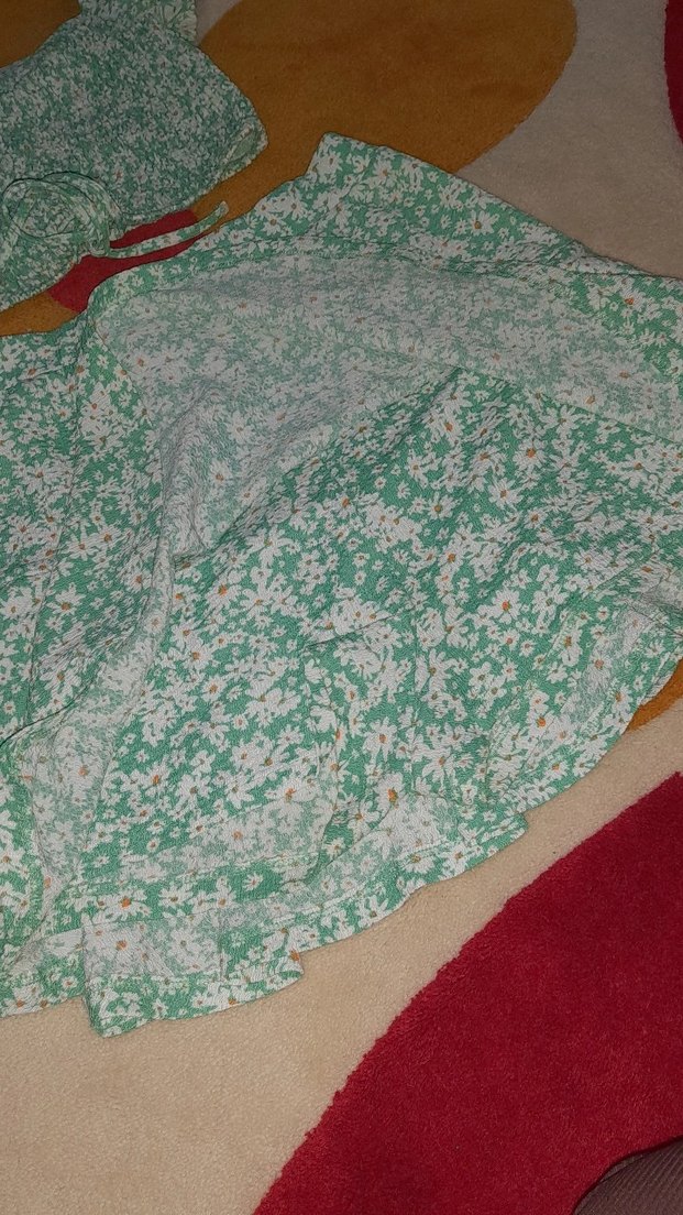 Yeşil Çiçekli Kadın Takımı - Görsel 2