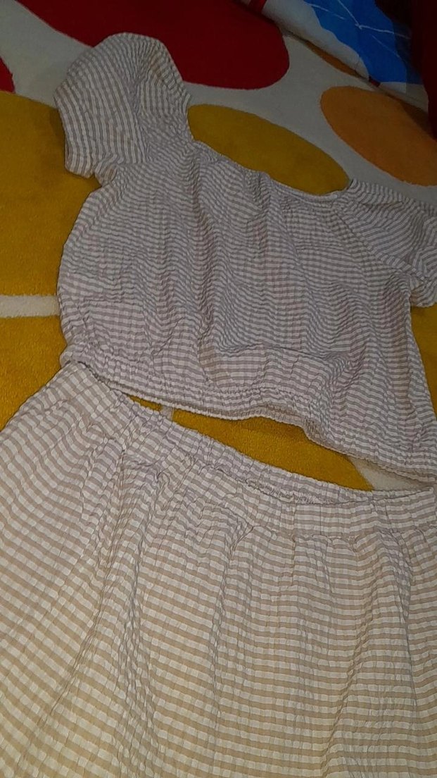 Balon kollu crop ve mini etek takımı - Görsel 2