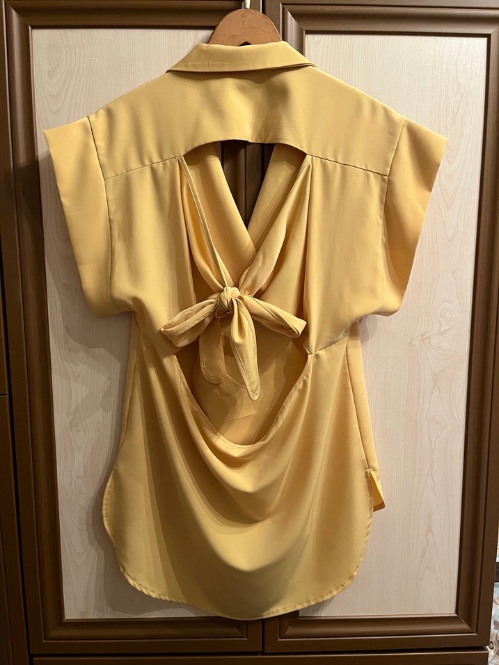 Sarı V Yakalı Kadın Bluz - Görsel 2