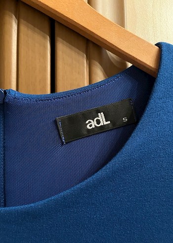 Saks Mavisi Midi Elbise - Görsel 3