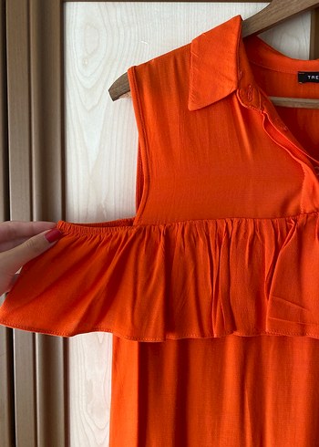 Turuncu Kolsuz Fırfırlı Elbise - Görsel 3