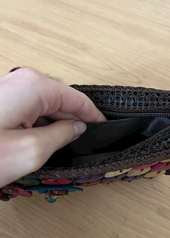 Boncuk Detaylı Çok Renkli Örgü Kadın Çantası - Görsel 3